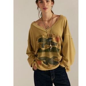 Free People Venice Graphic VNeck